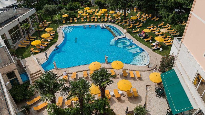 Hotel Terme Helvetia Абано-Терме Экстерьер фото